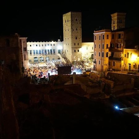 Ferienwohnung Casa Al Teatro Terracina Exterior foto