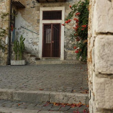 Ferienwohnung Casa Al Teatro Terracina Exterior foto